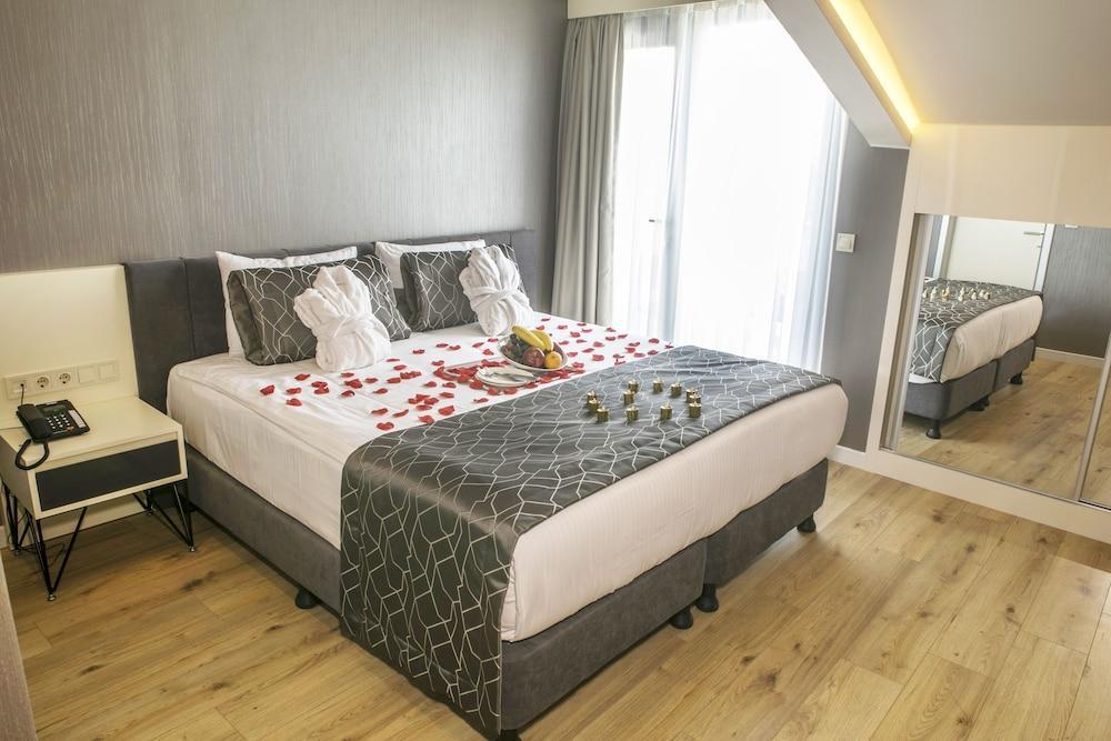 Elm Suite Hotel Istanbul Exterior foto